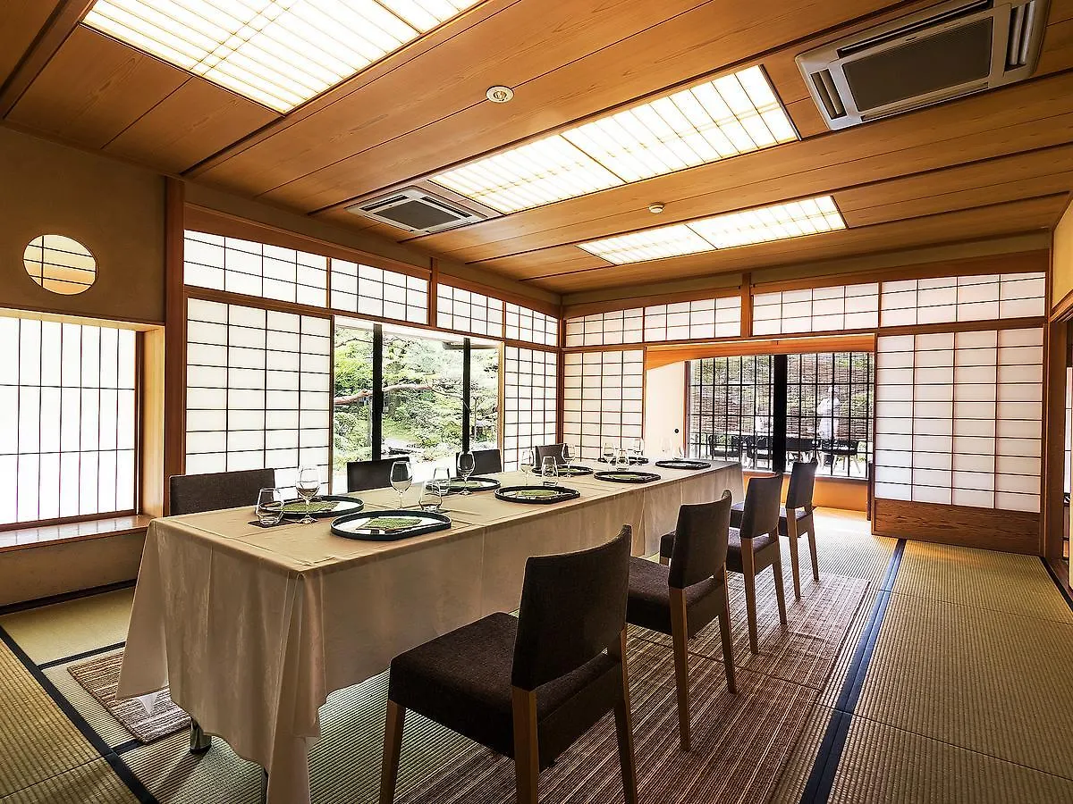 Nanzenji Sando Kikusui Kyoto