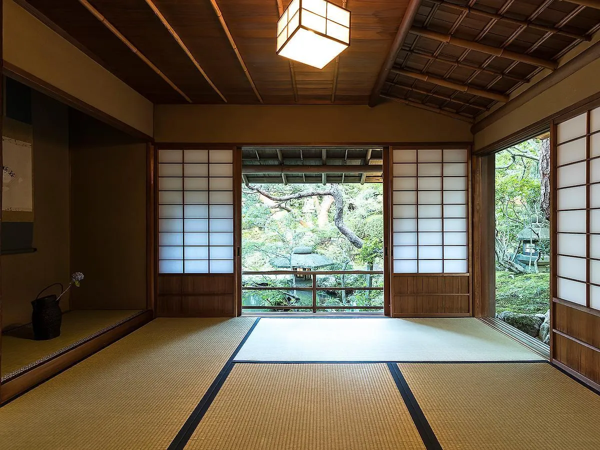 Nanzenji Sando Kikusui Kyoto